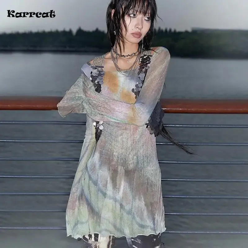Alternatives Tie-Dye Mesh-Top mit Trompetenärmeln – Grunge-Stil