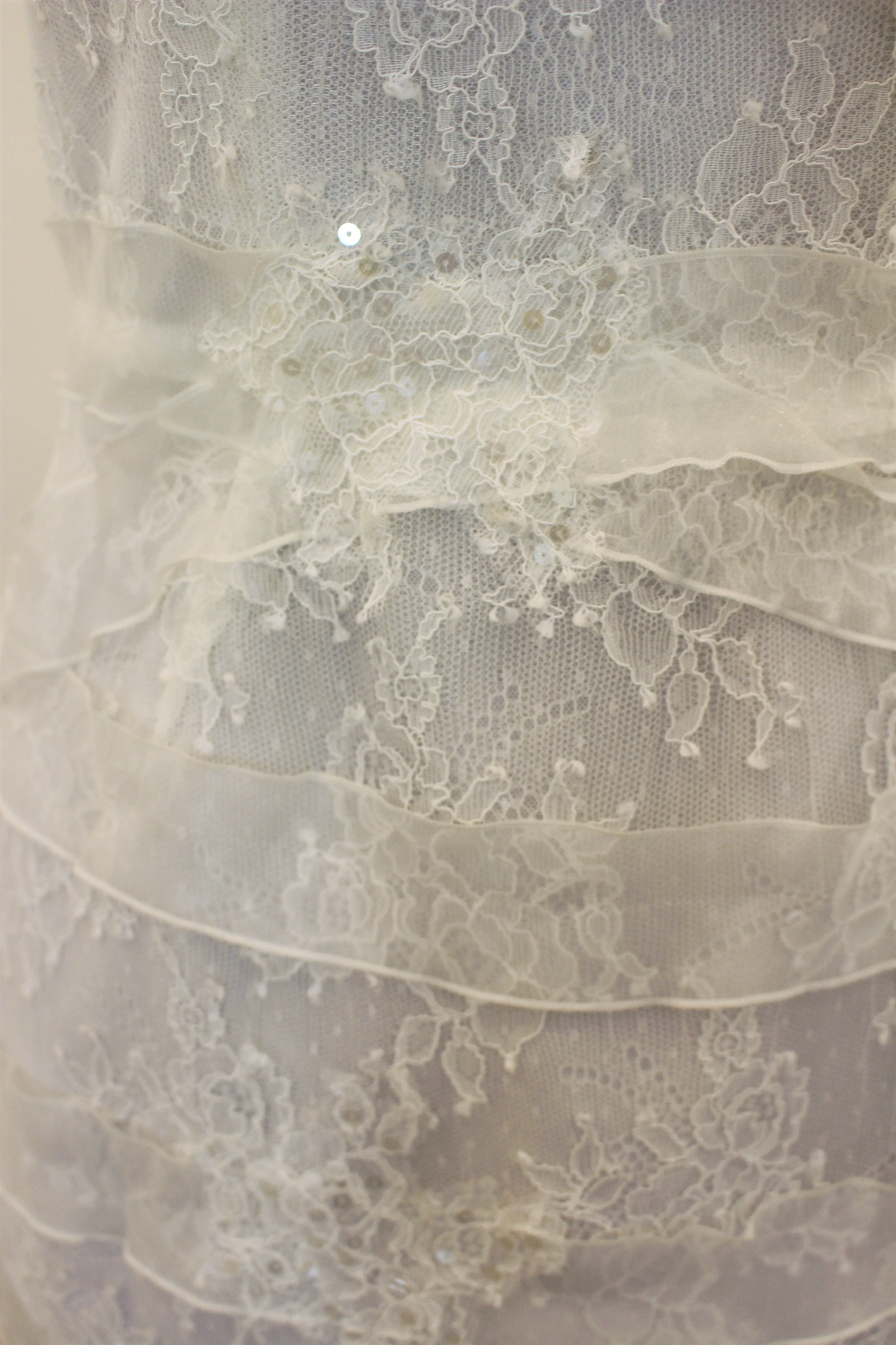 Cymbeline Ariane designer lace boho sample wedding dress size UK 12