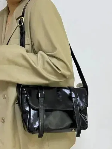 UAKISS  -  2024 High-capacity Grunge Soft Leather Messenger Bag Women Luxury Design All Match Y2k Crossbody  Korean Girl Casual Shoulder s