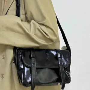 UAKISS  -  2024 High-capacity Grunge Soft Leather Messenger Bag Women Luxury Design All Match Y2k Crossbody  Korean Girl Casual Shoulder s